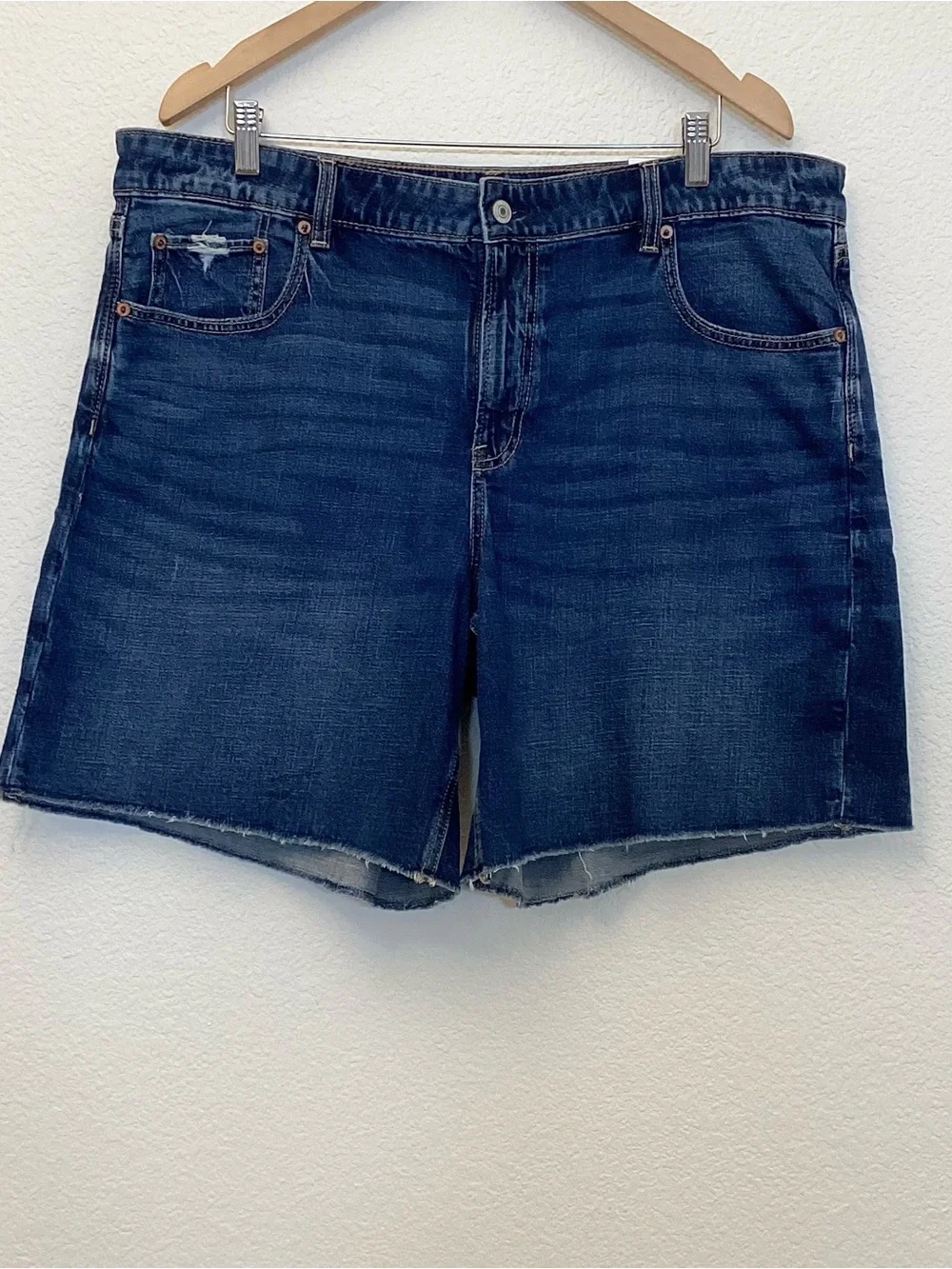 American Eagle 16 NWT Baggy Denim Shorts Women’s Low Rise 2025